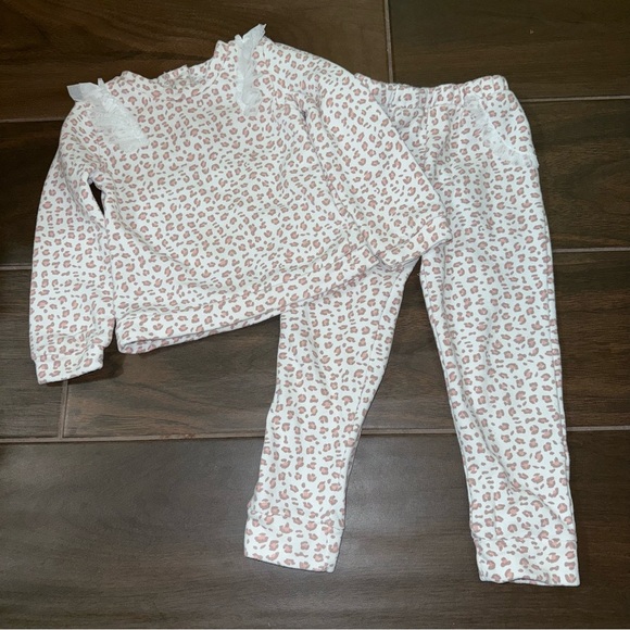 Nicole Miller Girl’s Pink White Leopard Print Tulle Sweatshirt Pants Sweatsuit - Picture 2 of 8